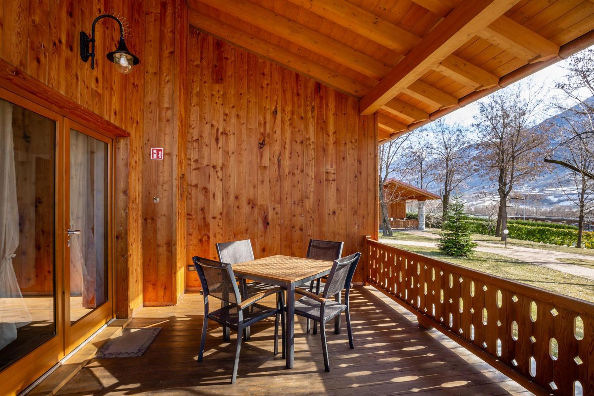 Lazy Bee Camping Village 奥斯塔 外观 照片
